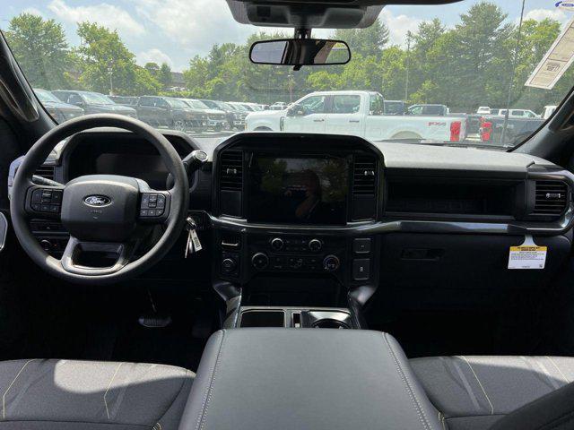 new 2025 Ford F-150 car, priced at $45,000