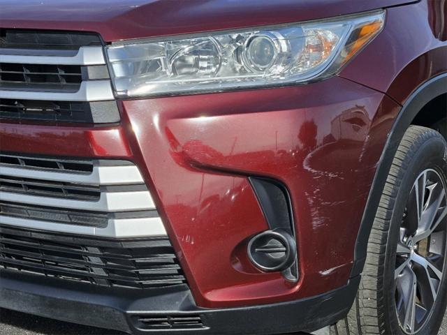 used 2019 Toyota Highlander car, priced at $22,985