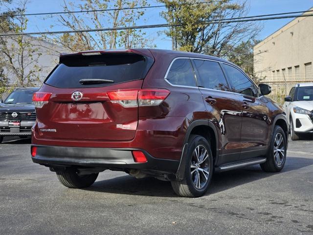 used 2019 Toyota Highlander car, priced at $22,985