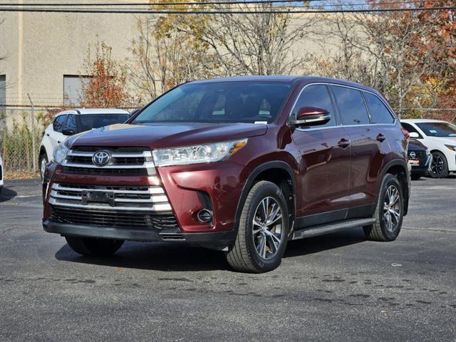 used 2019 Toyota Highlander car, priced at $22,985