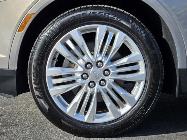 used 2019 Cadillac XT5 car, priced at $22,060