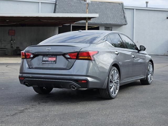 new 2025 Nissan Altima car, priced at $33,303