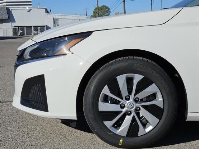 new 2025 Nissan Altima car, priced at $26,613