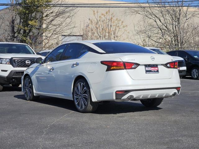 new 2025 Nissan Altima car, priced at $34,079