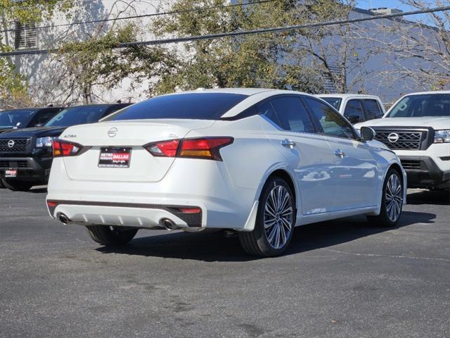 new 2025 Nissan Altima car, priced at $34,079