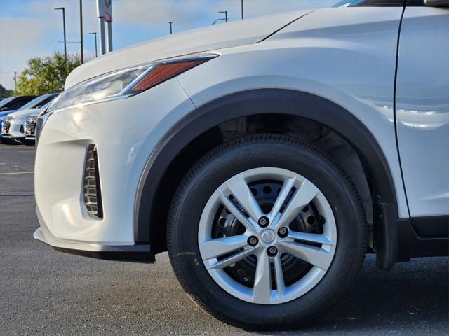 new 2024 Nissan Kicks car, priced at $22,981