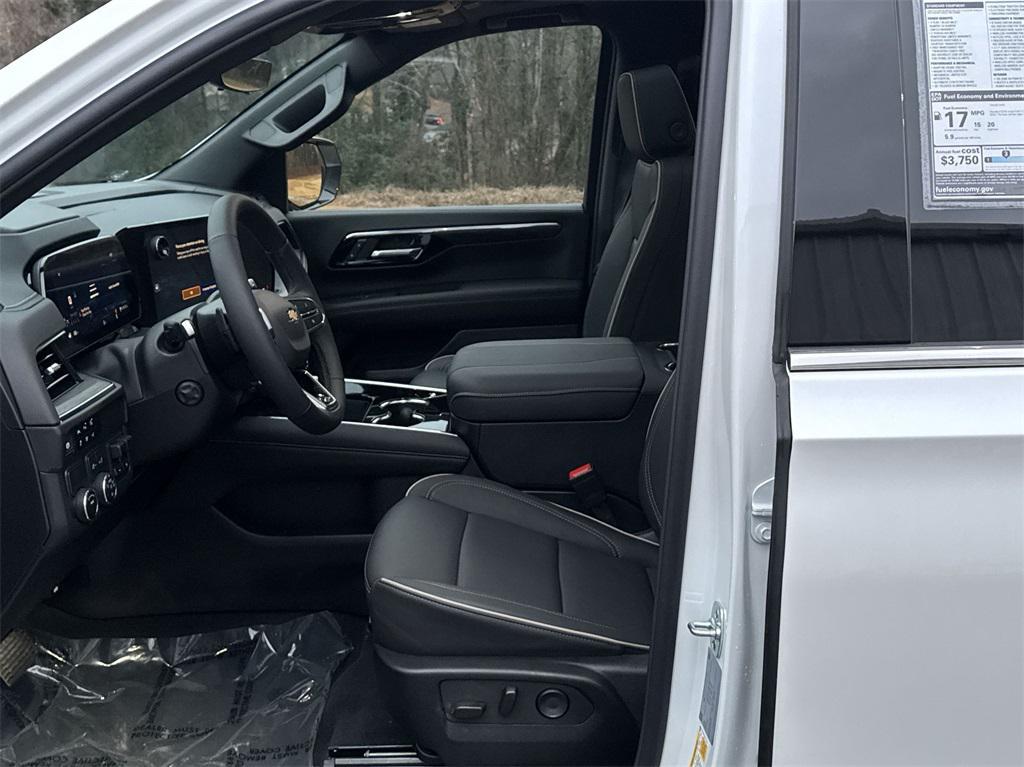 new 2025 Chevrolet Tahoe car, priced at $80,778