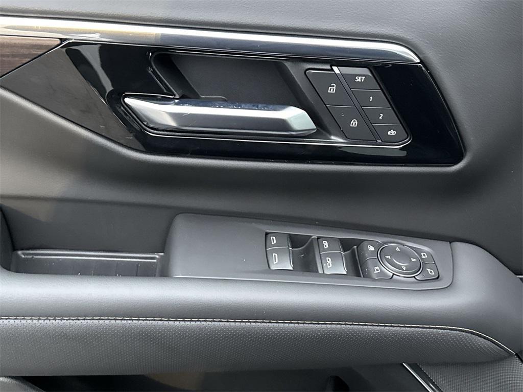 new 2025 Chevrolet Tahoe car, priced at $80,778
