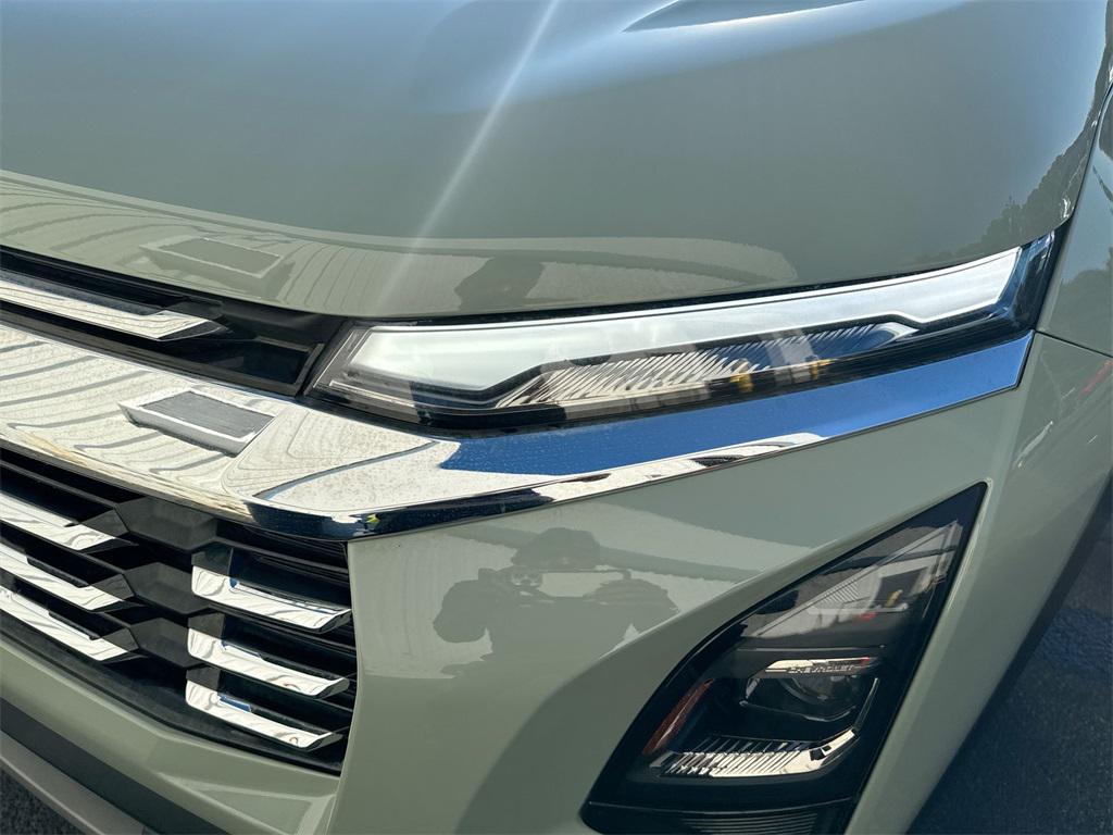 new 2025 Chevrolet Equinox car, priced at $30,176