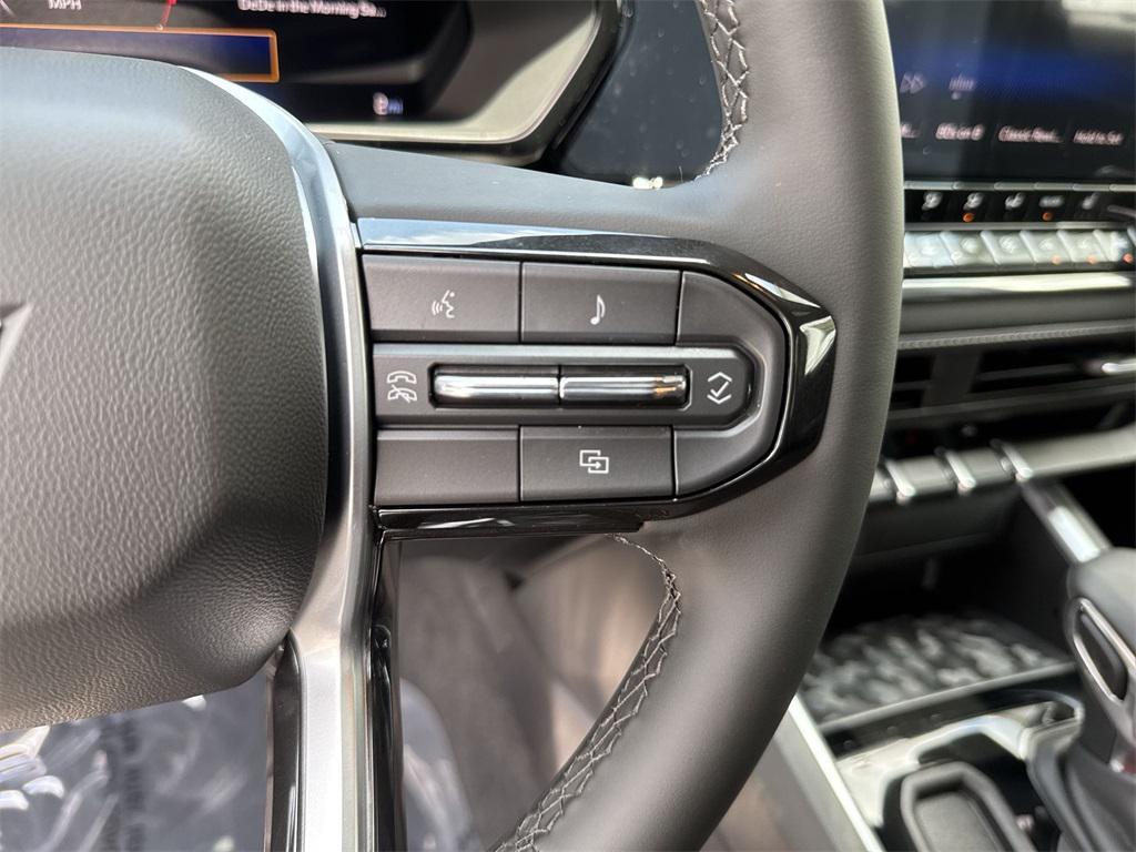 new 2025 Chevrolet Colorado car, priced at $35,064