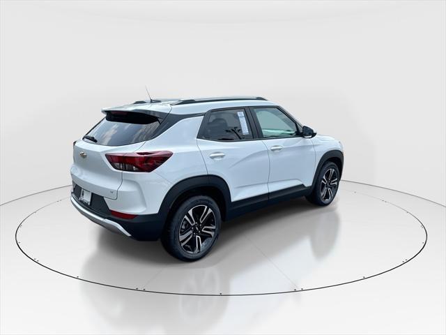 new 2025 Chevrolet TrailBlazer car, priced at $26,945