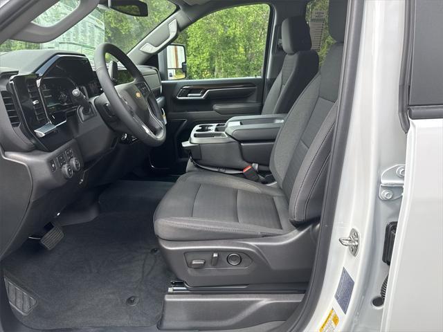 new 2025 Chevrolet Silverado 2500 car, priced at $66,471