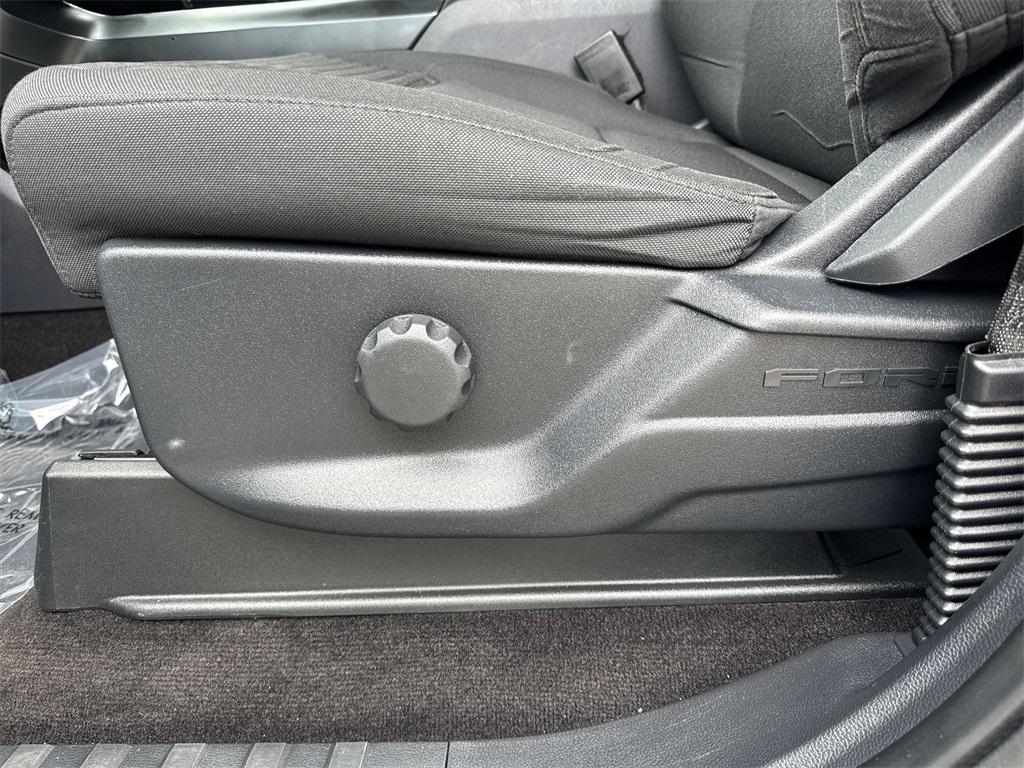 used 2021 Ford F-150 car, priced at $31,092