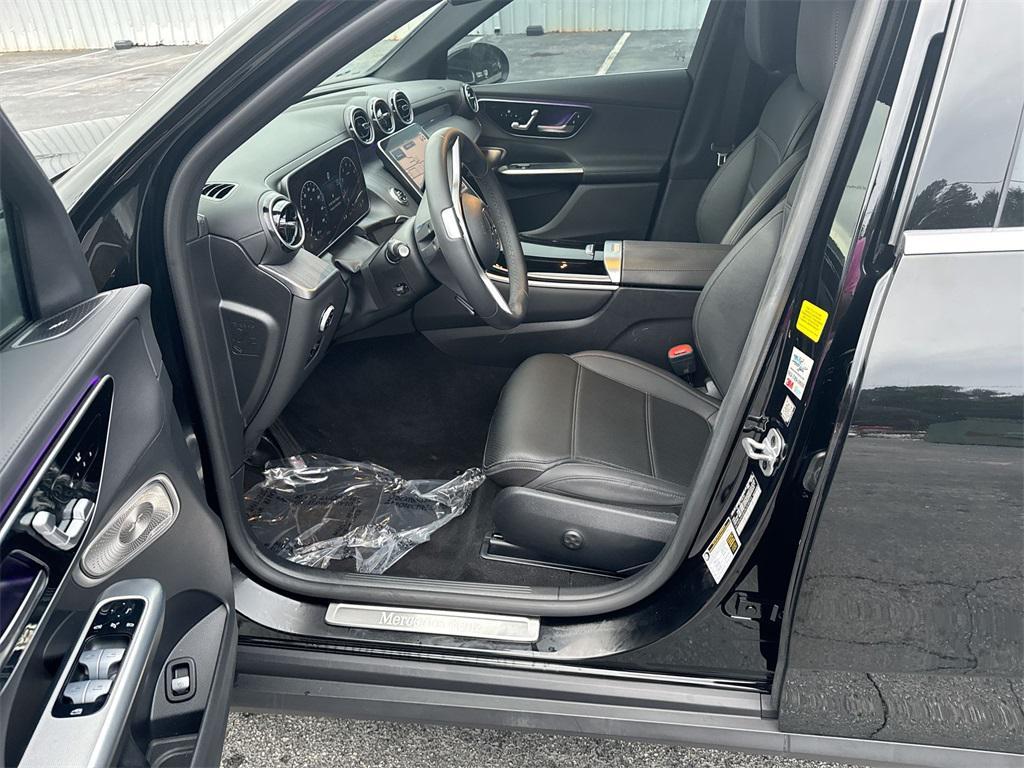 used 2024 Mercedes-Benz GLC 300 car, priced at $38,913