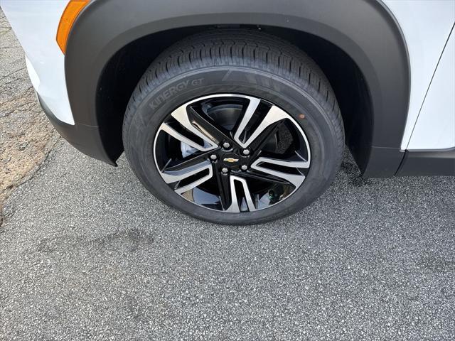 new 2025 Chevrolet TrailBlazer car, priced at $26,945