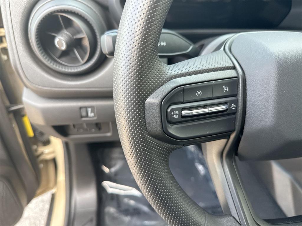 used 2024 Chevrolet Colorado car, priced at $27,633