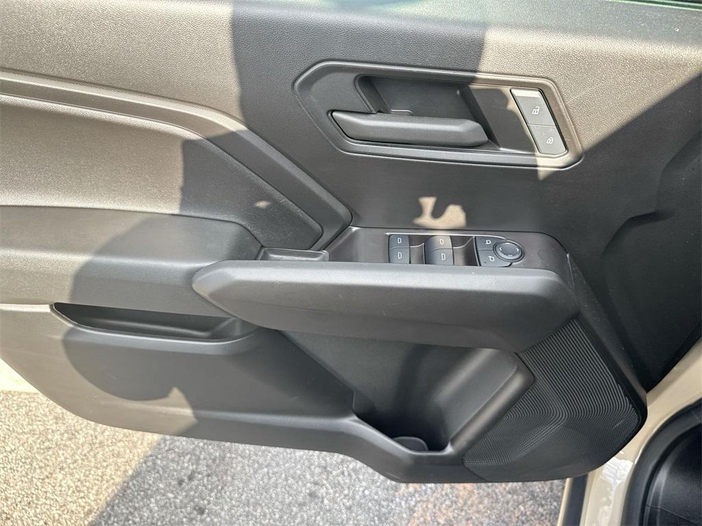 used 2024 Chevrolet Colorado car, priced at $27,633