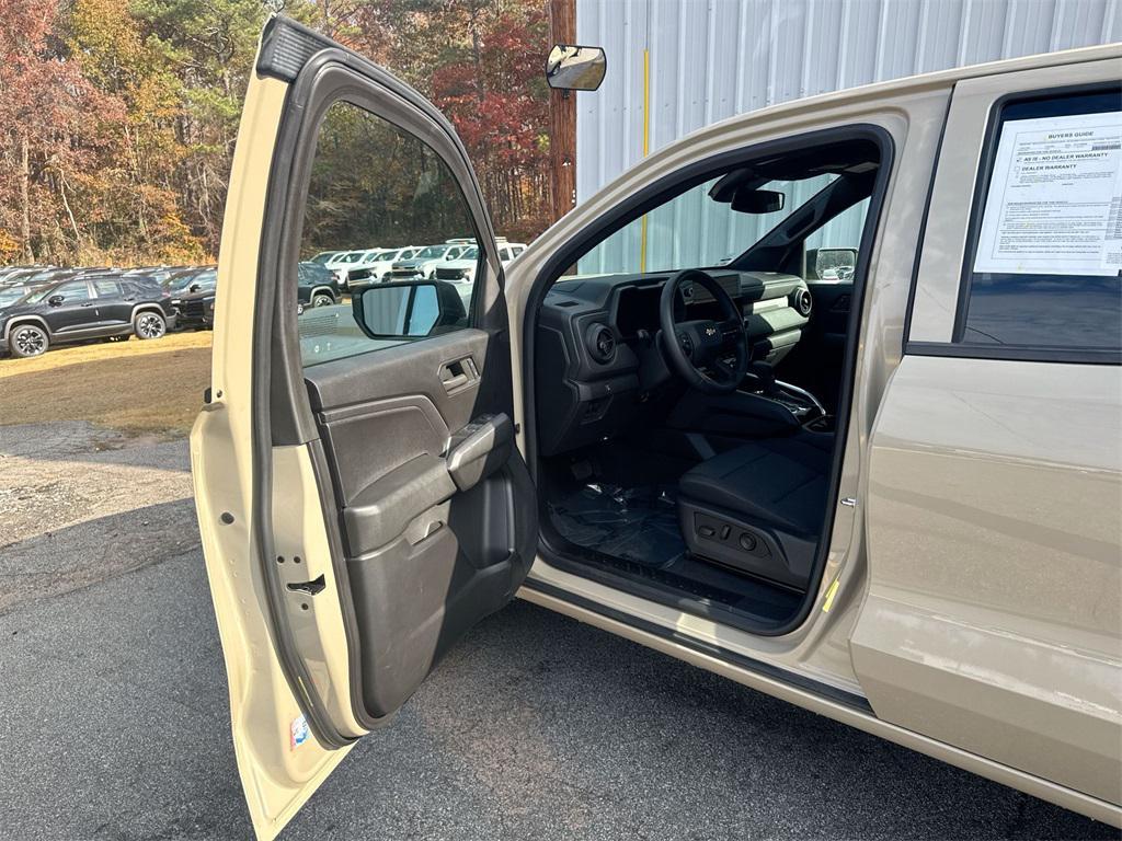 used 2024 Chevrolet Colorado car, priced at $27,633