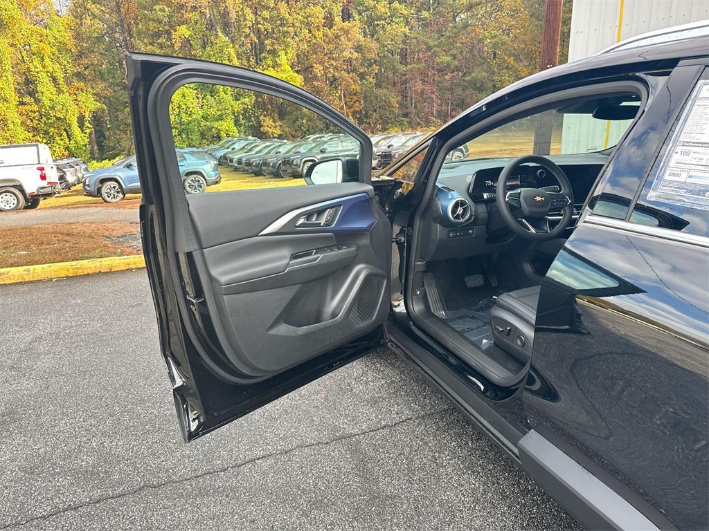 new 2026 Chevrolet Equinox EV car, priced at $39,295