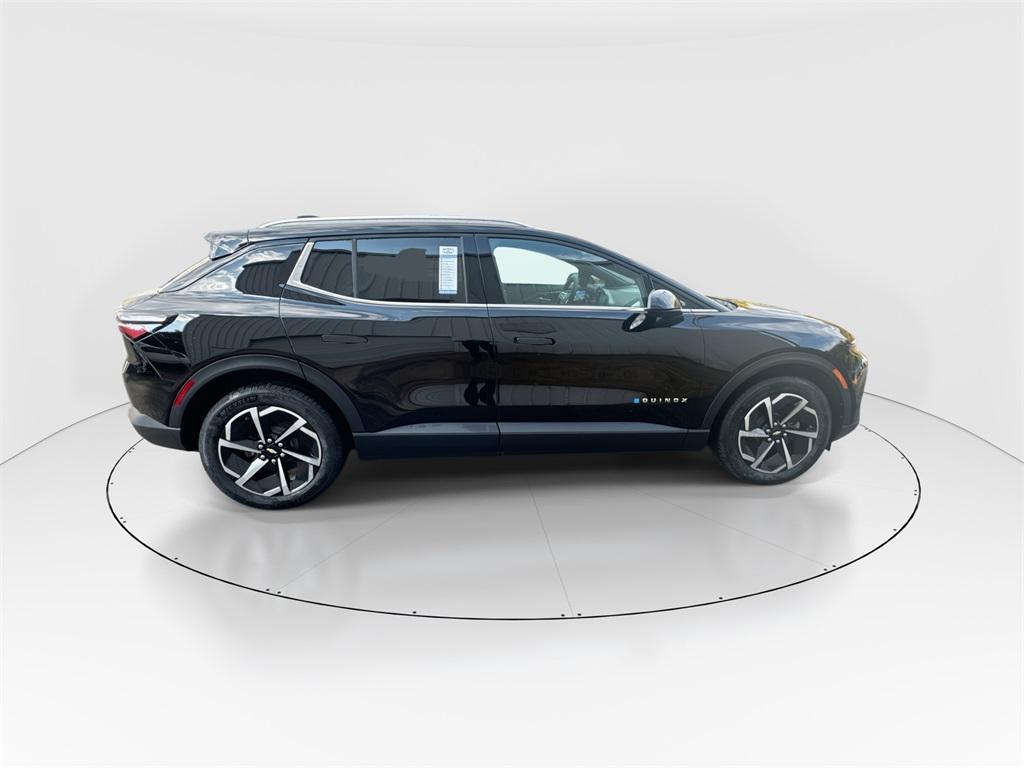 new 2026 Chevrolet Equinox EV car, priced at $39,295