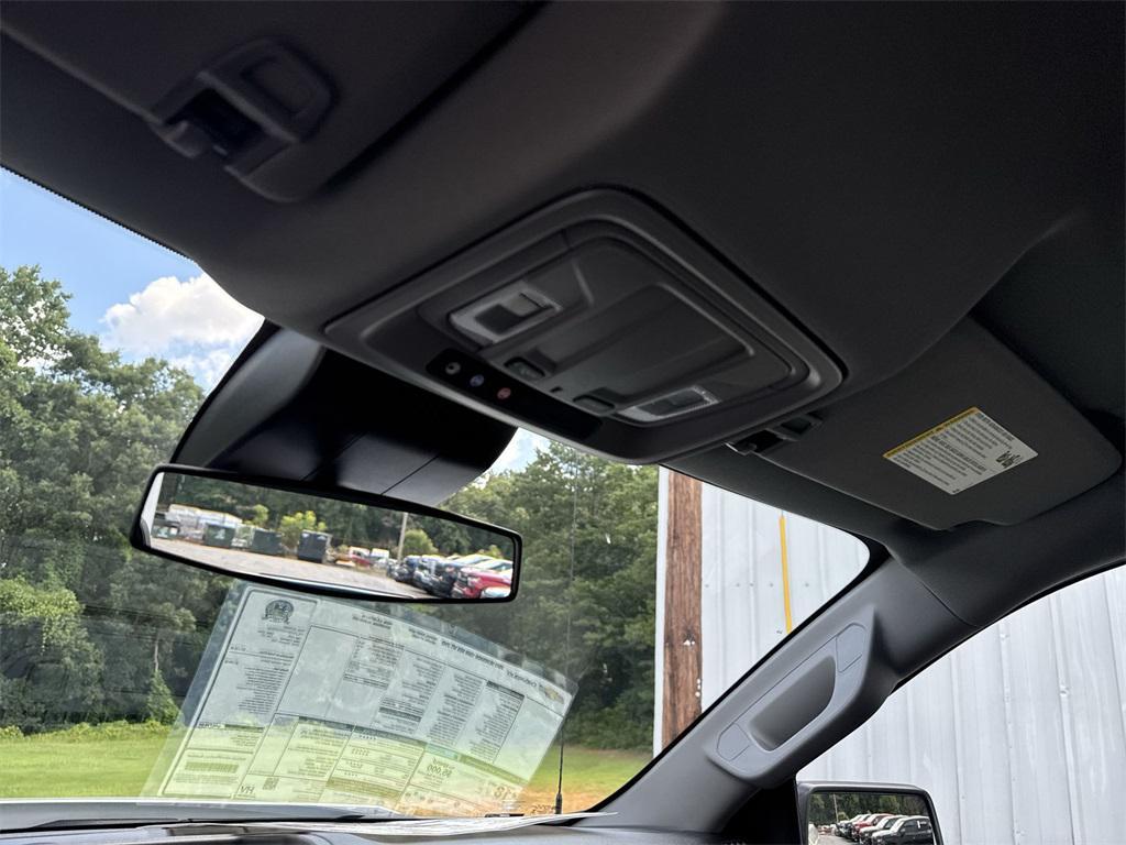 new 2025 Chevrolet Silverado 1500 car, priced at $32,897