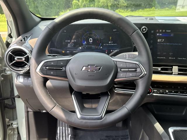 new 2026 Chevrolet Equinox car, priced at $36,712