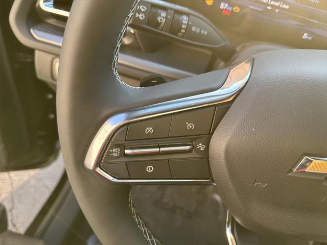 used 2025 Chevrolet Traverse car, priced at $39,993