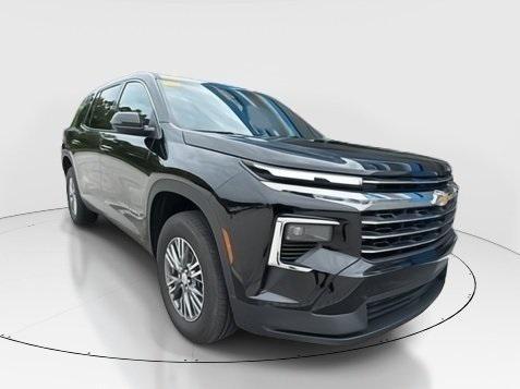 used 2025 Chevrolet Traverse car, priced at $40,990