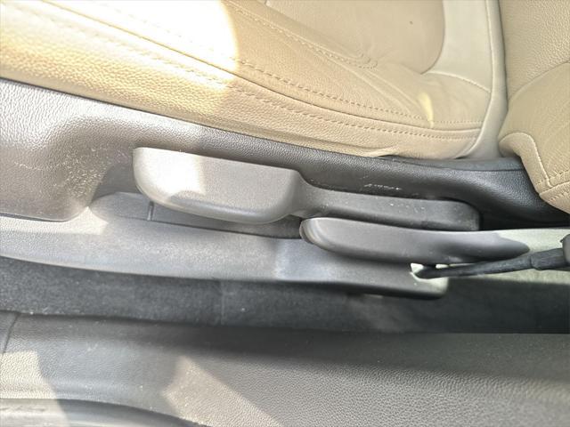 used 2023 Chevrolet Traverse car, priced at $26,292