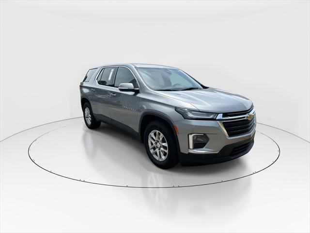 used 2023 Chevrolet Traverse car, priced at $26,292