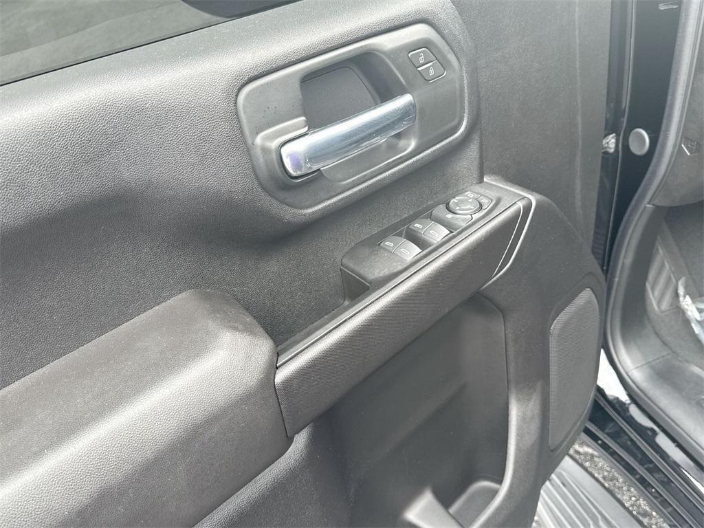 used 2025 Chevrolet Silverado 2500 car, priced at $52,822