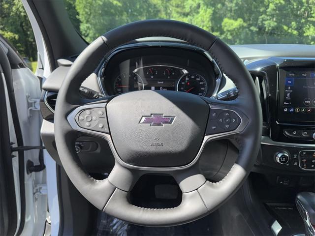 used 2022 Chevrolet Traverse car, priced at $31,990