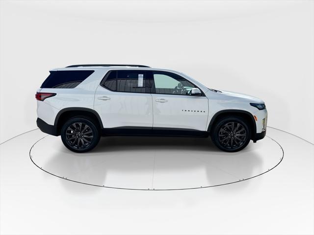 used 2022 Chevrolet Traverse car, priced at $31,990