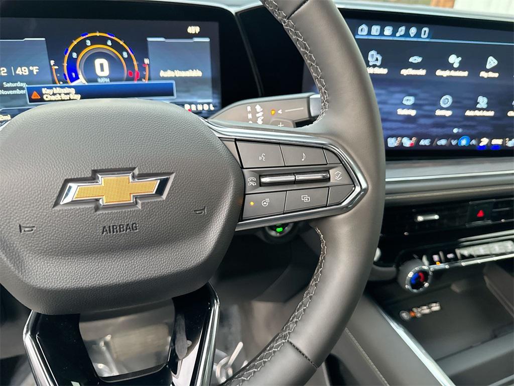 new 2026 Chevrolet Suburban car, priced at $82,860