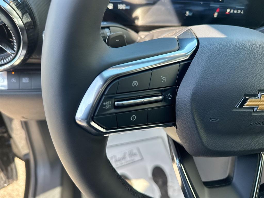 new 2026 Chevrolet Equinox car, priced at $32,087