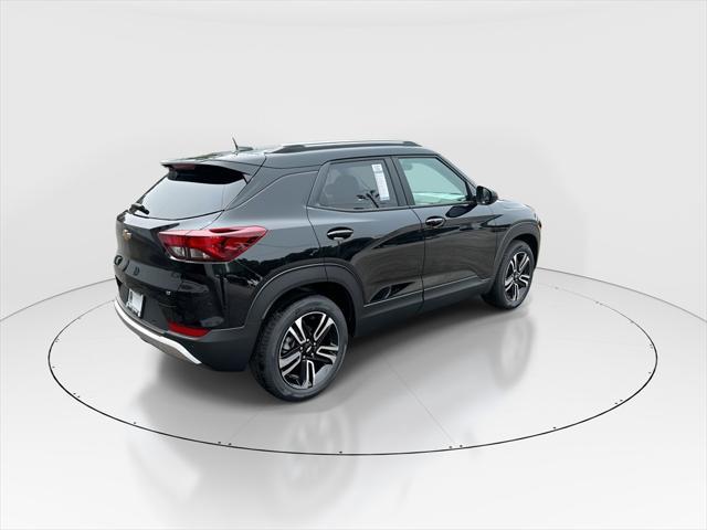 new 2025 Chevrolet TrailBlazer car, priced at $26,945