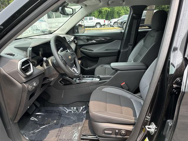 new 2025 Chevrolet TrailBlazer car, priced at $26,945
