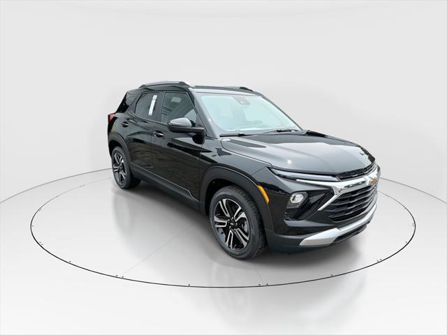 new 2025 Chevrolet TrailBlazer car, priced at $26,945
