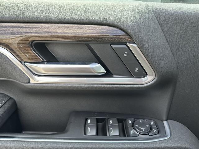 new 2025 Chevrolet Silverado 2500 car, priced at $66,471