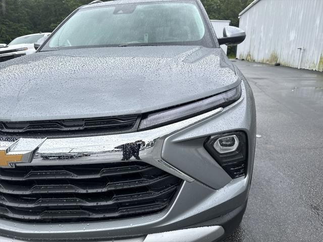 new 2025 Chevrolet TrailBlazer car, priced at $26,945