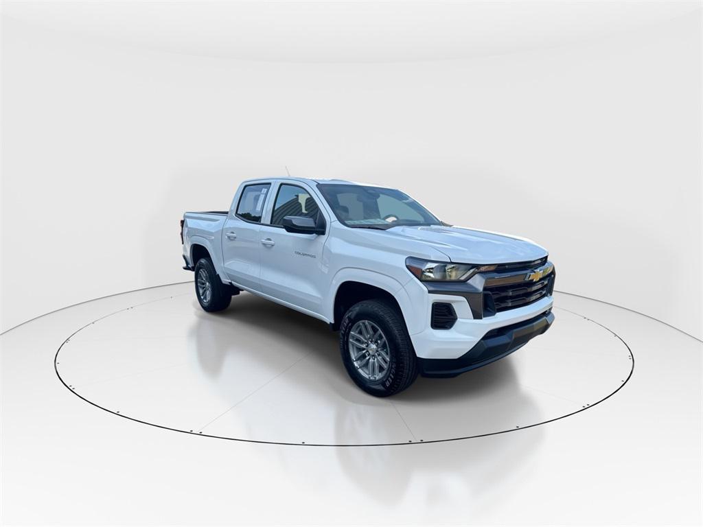 new 2025 Chevrolet Colorado car, priced at $33,064