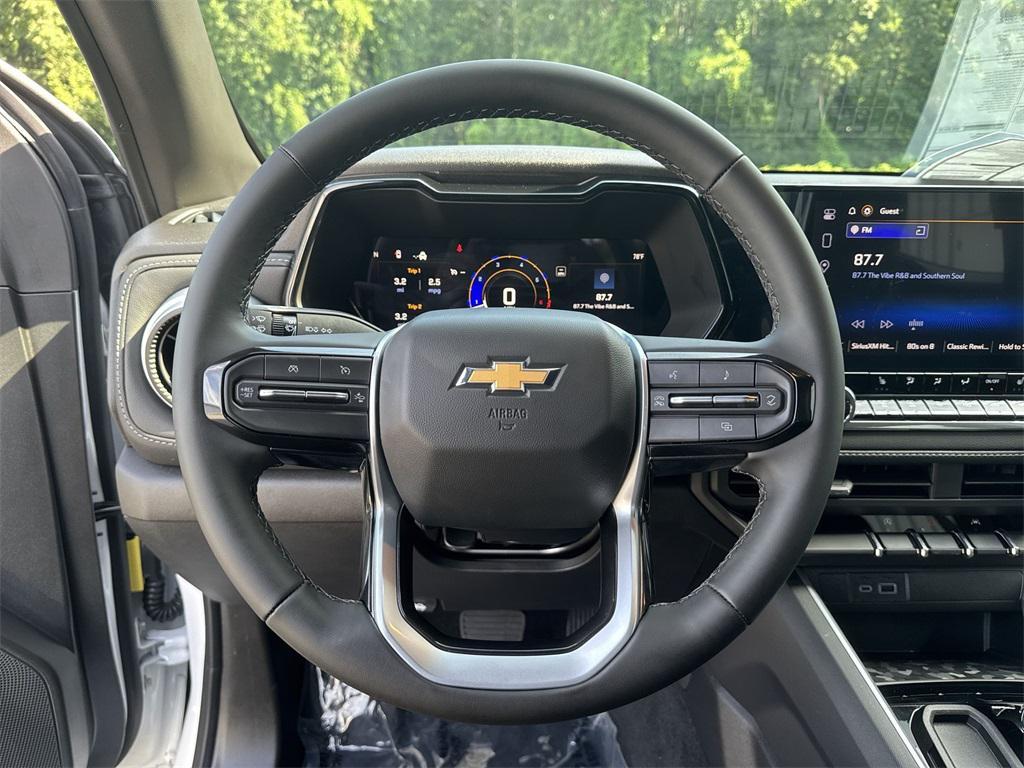new 2025 Chevrolet Colorado car, priced at $33,064