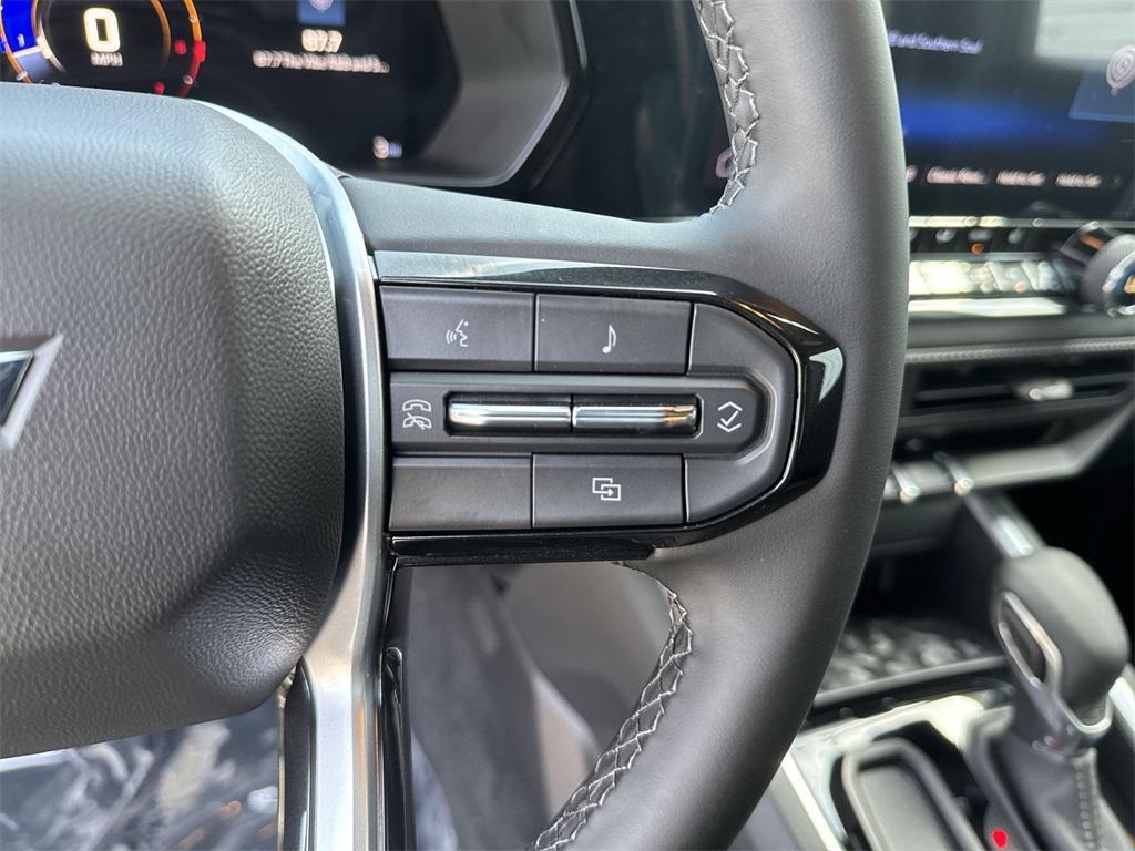 new 2025 Chevrolet Colorado car, priced at $33,064