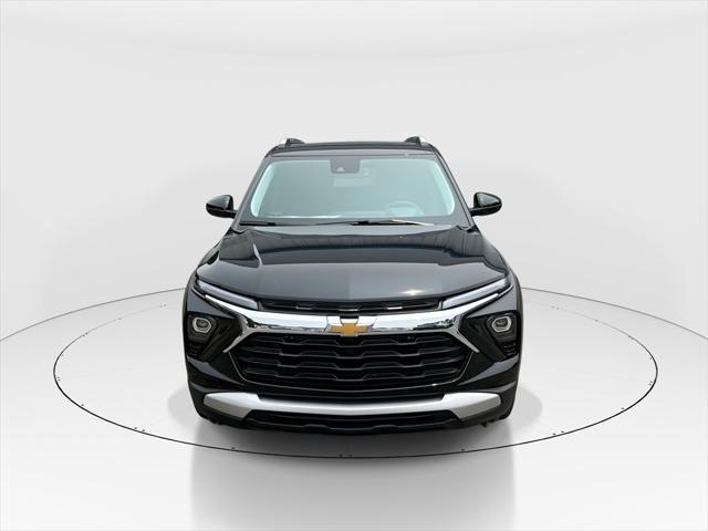 new 2025 Chevrolet TrailBlazer car, priced at $26,945