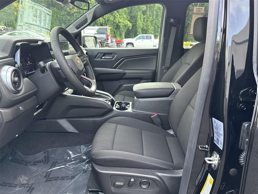 new 2025 Chevrolet Colorado car, priced at $38,851