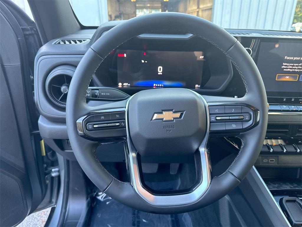 new 2025 Chevrolet Colorado car, priced at $34,814