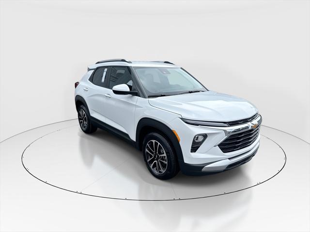 new 2025 Chevrolet TrailBlazer car, priced at $26,485