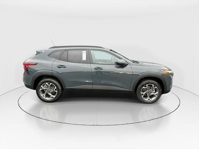 new 2025 Chevrolet Trax car, priced at $23,999