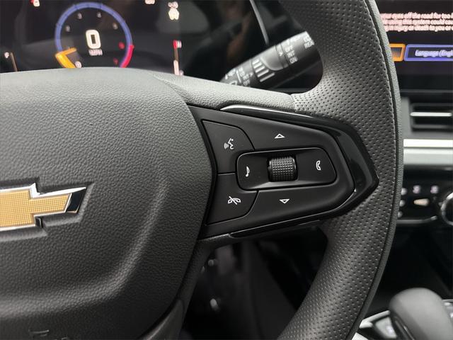 new 2025 Chevrolet Trax car, priced at $23,999