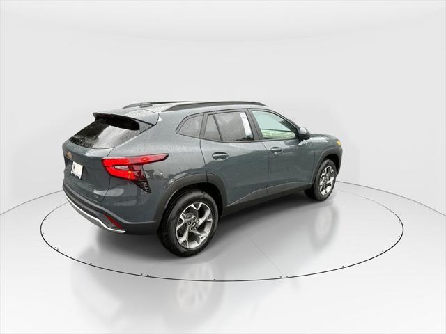 new 2025 Chevrolet Trax car, priced at $23,999